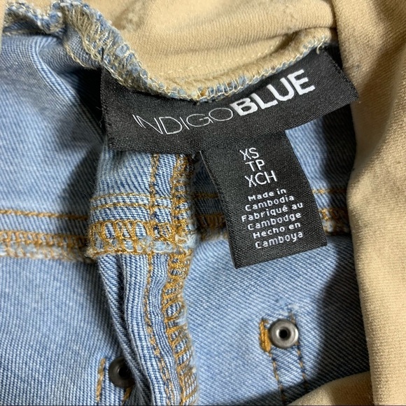 INDIGO Blue Motherhood Fit Belly Light Wash Maternity Jeans - Picture 6 of 9